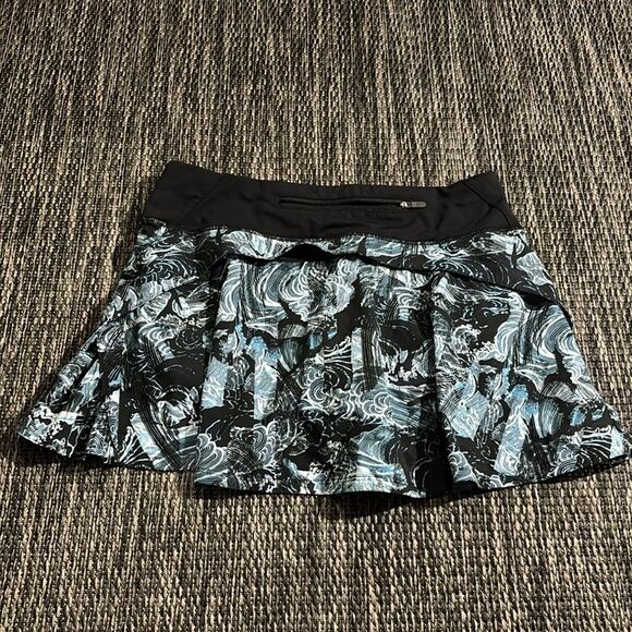 Lululemon Play Off The Pleats Skirt *13" - Picture 2 of 11